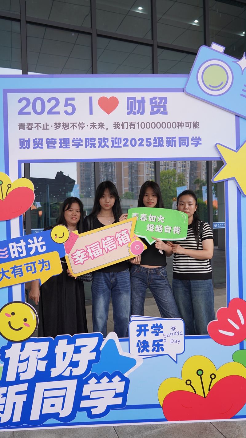 CBA1CD454D49B98AB8D865CE82A0D4F0.jpg
